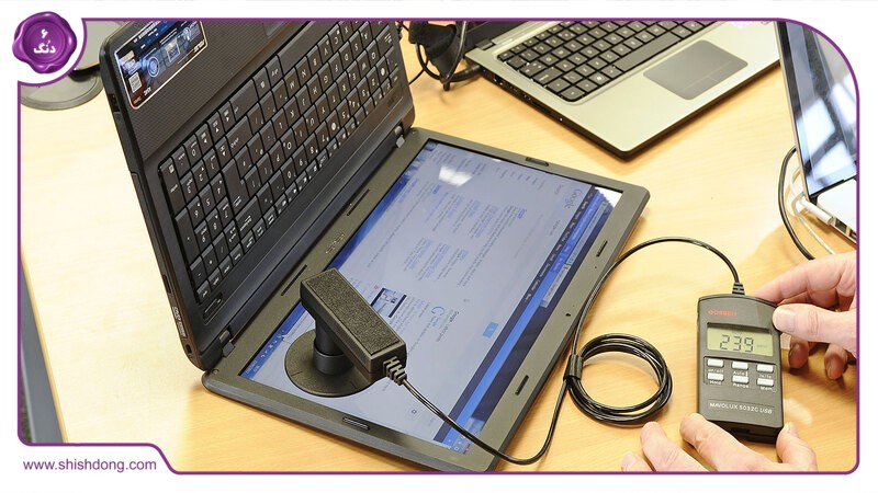 تست اصالت و بررسی قطعات داخلی لپ‌تاپ با شیش دنگ